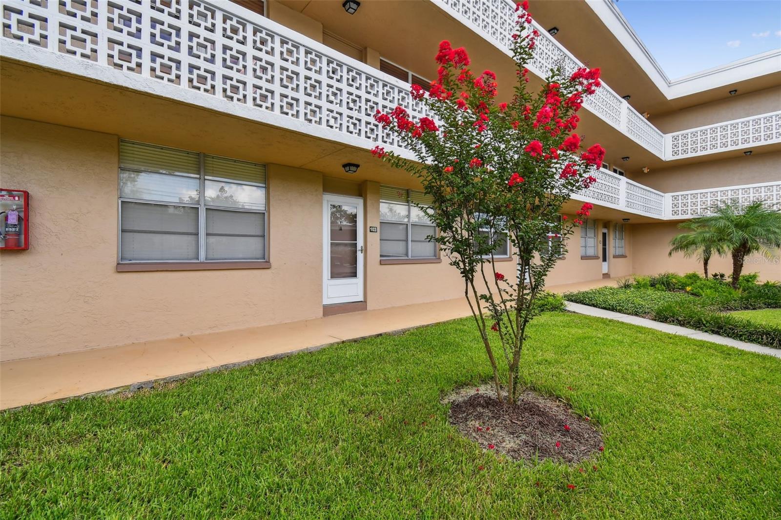 5095 BAY ST NE #103, ST PETERSBURG, FL — photo 51