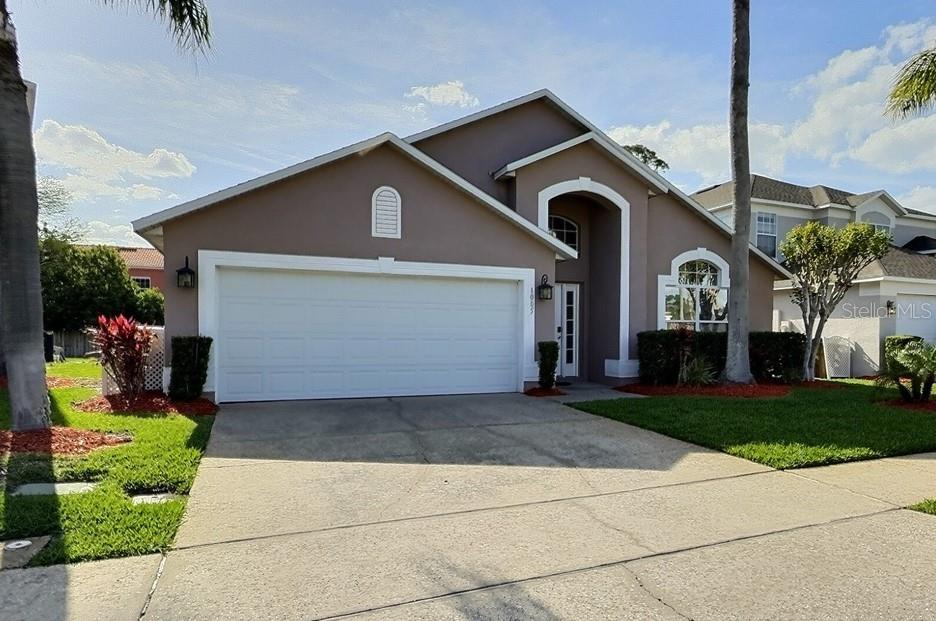 1005 LAKE BERKLEY DR, KISSIMMEE, FL
