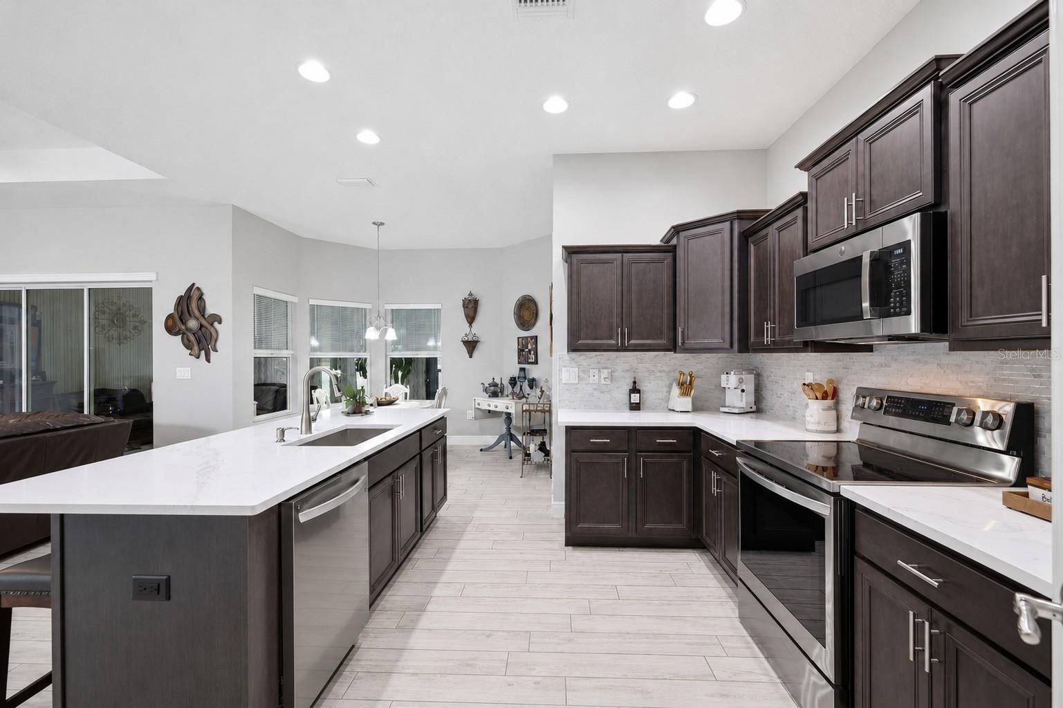 13079 HARRIS HAWK RD, BROOKSVILLE, FL — photo 10