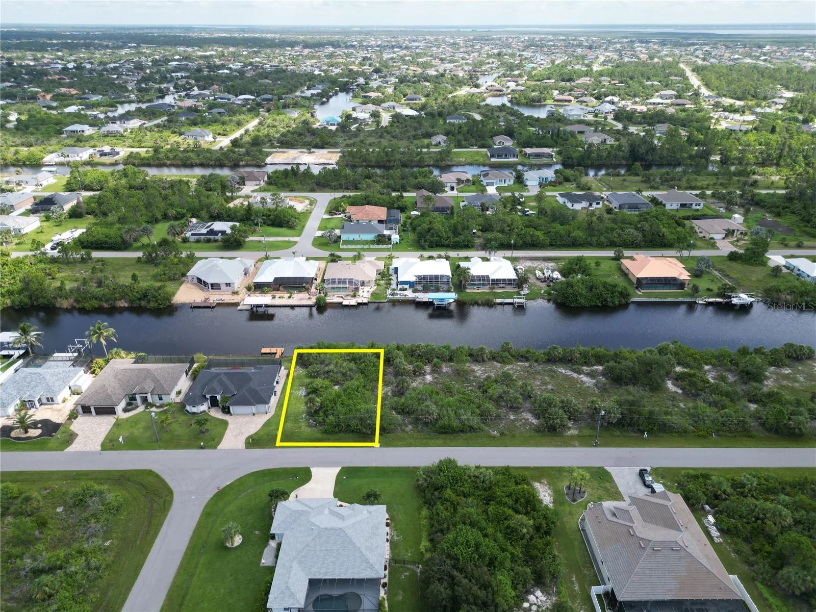 15120 HENNIPEN CIR, PORT CHARLOTTE, FL — photo 4