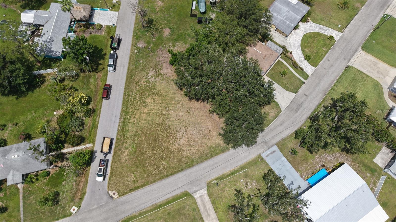 513 PINE RD, NOKOMIS, FL — photo 9