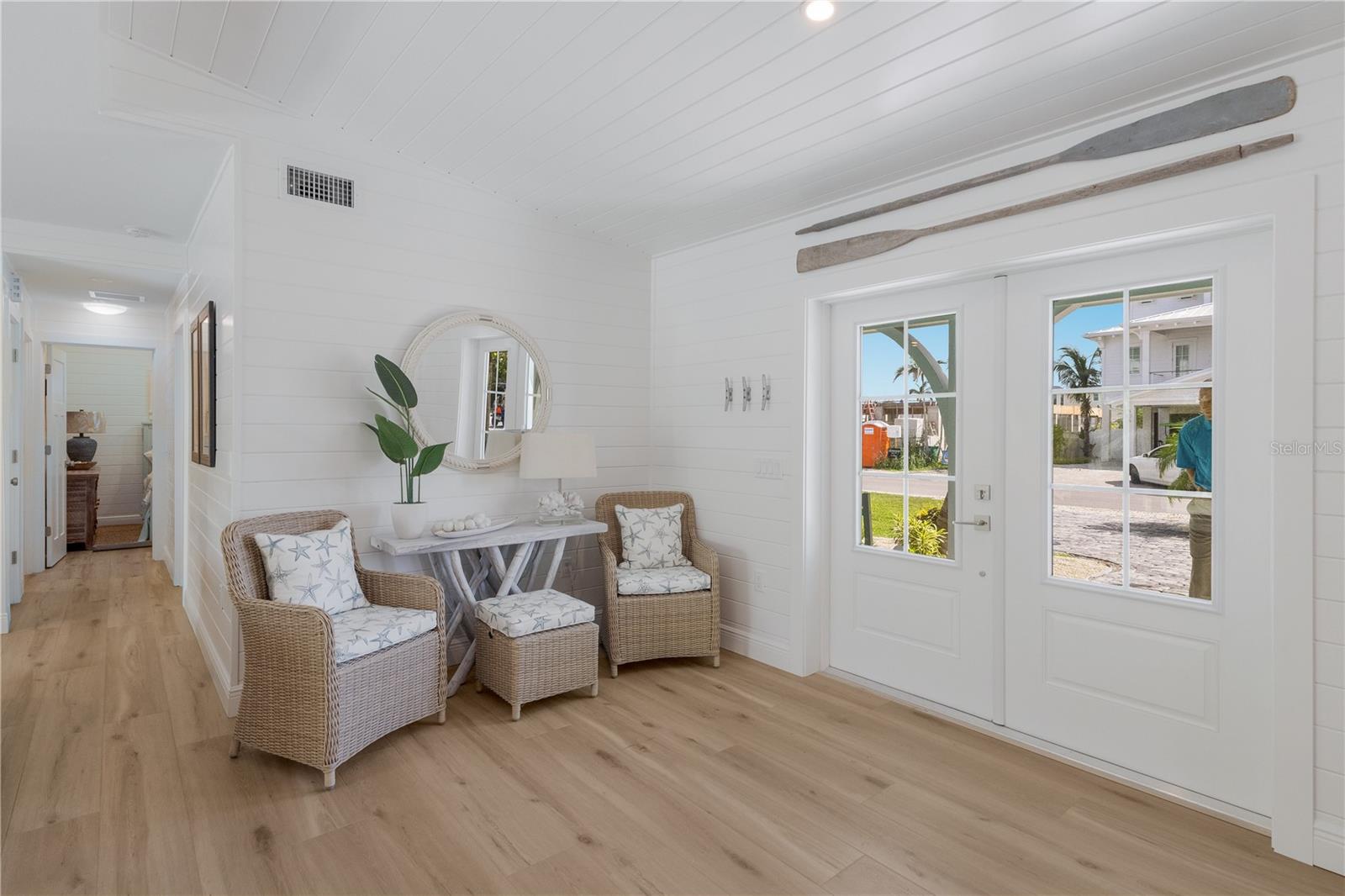 401 N SHORE DR, ANNA MARIA, FL — photo 10