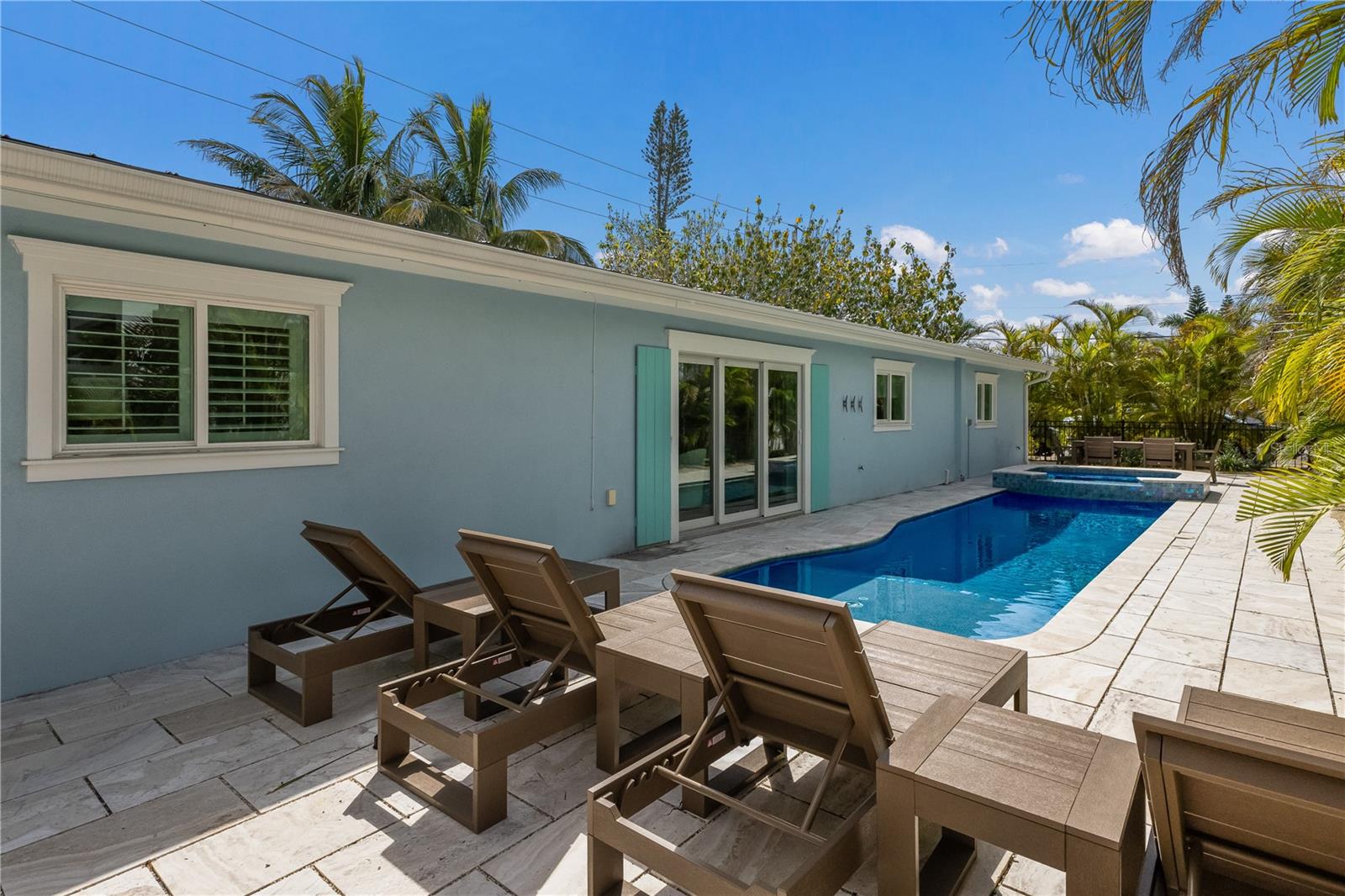 401 N SHORE DR, ANNA MARIA, FL — photo 44