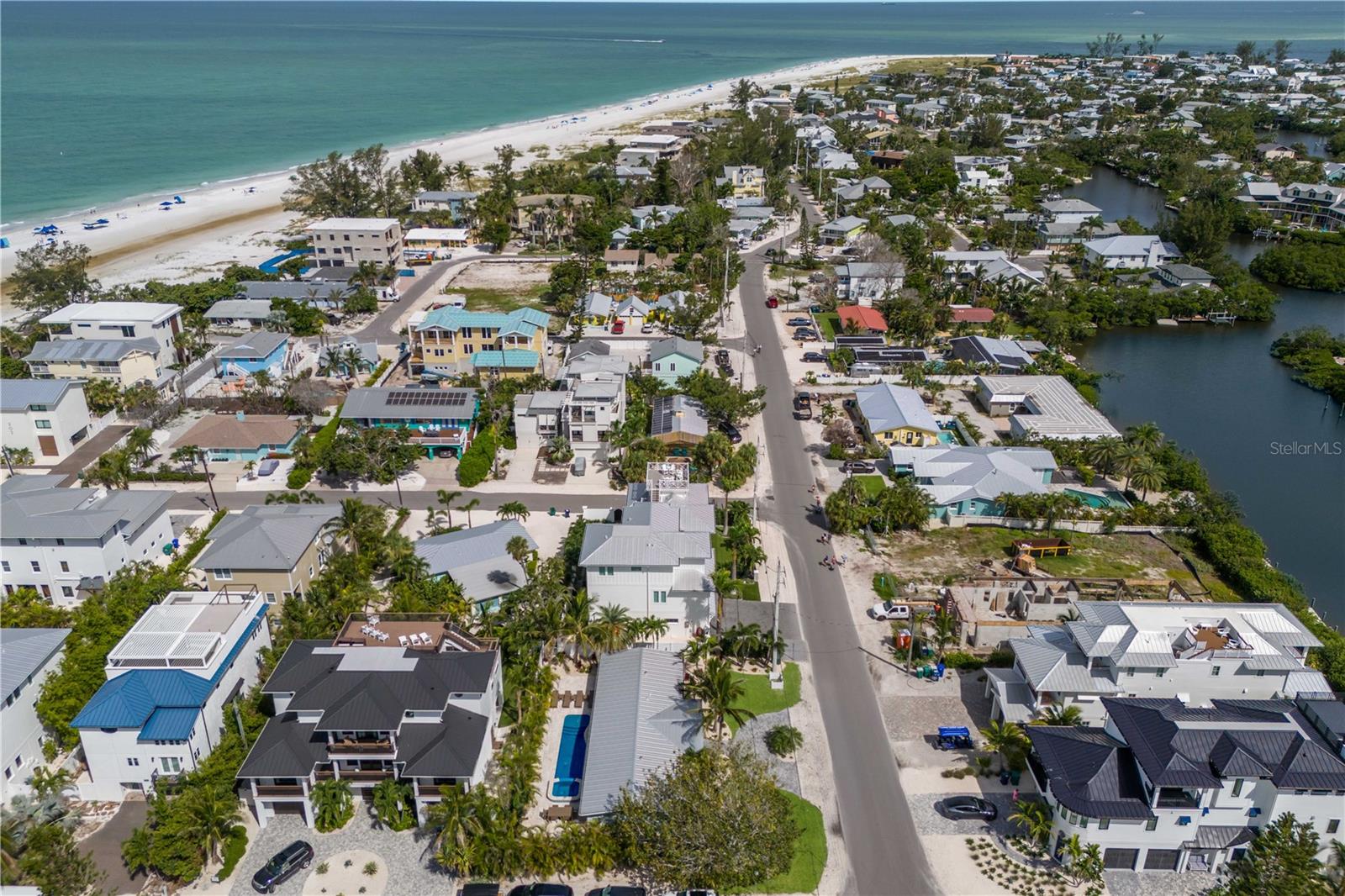 401 N SHORE DR, ANNA MARIA, FL — photo 60