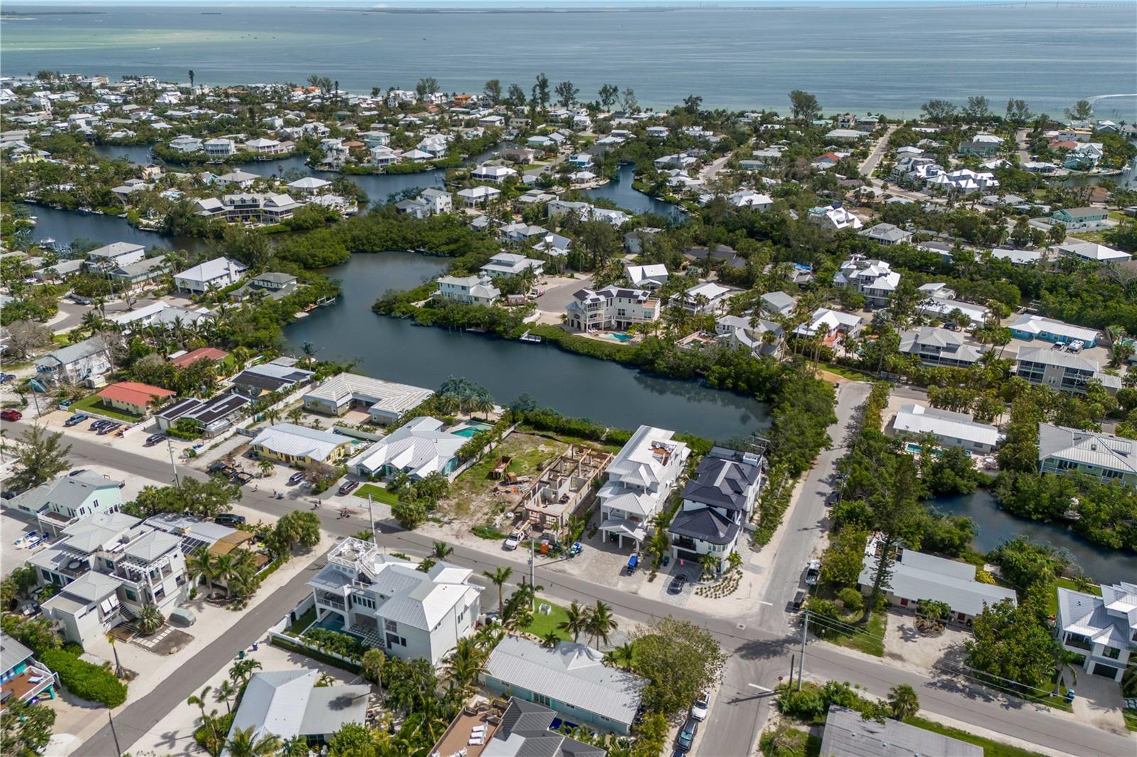 401 N SHORE DR, ANNA MARIA, FL — photo 63