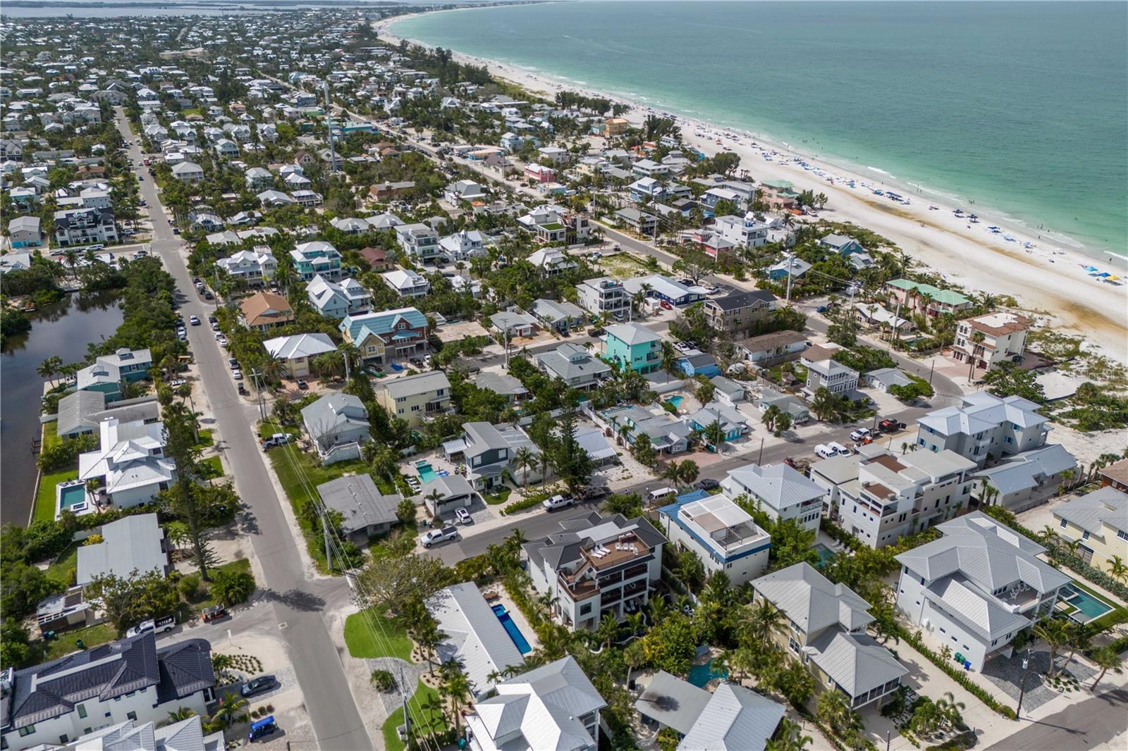 401 N SHORE DR, ANNA MARIA, FL — photo 66