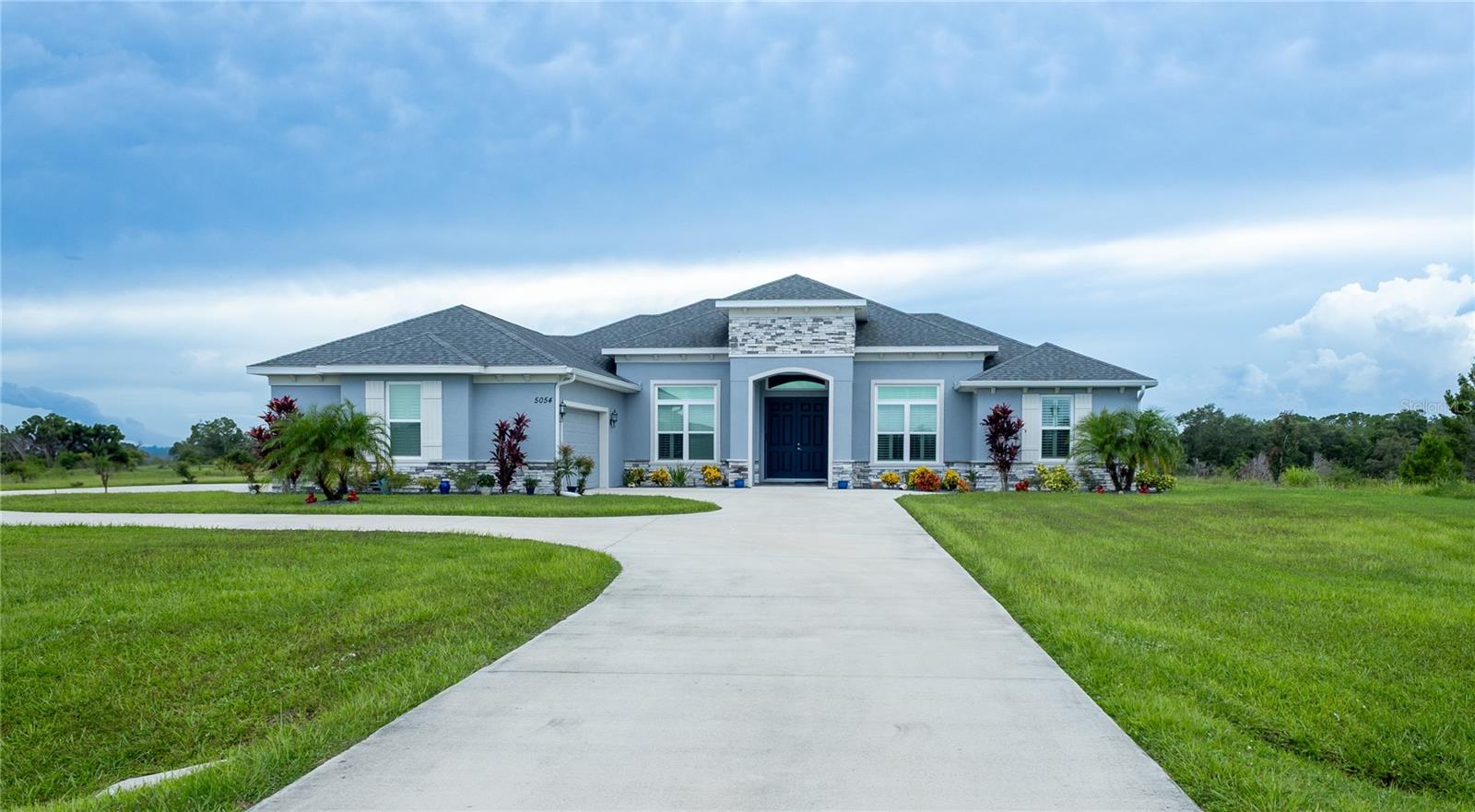5054 LAKE TOSCANA DR, WIMAUMA, FL