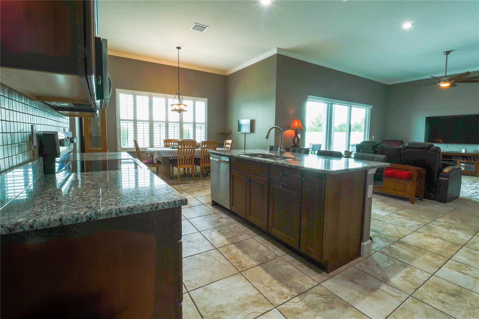 5054 LAKE TOSCANA DR, WIMAUMA, FL — photo 8