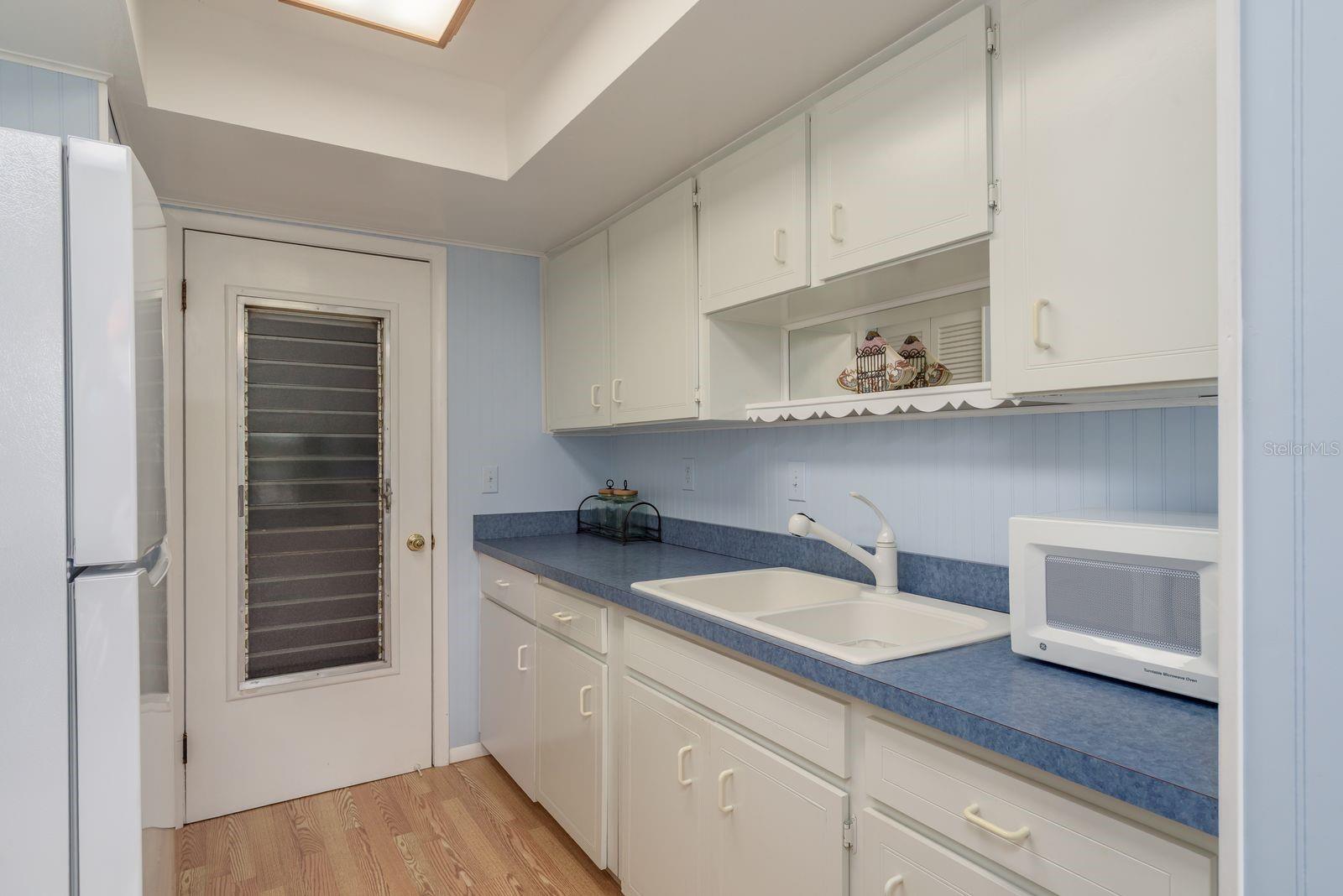 2738 SHERBROOKE LN #C, PALM HARBOR, FL — photo 12