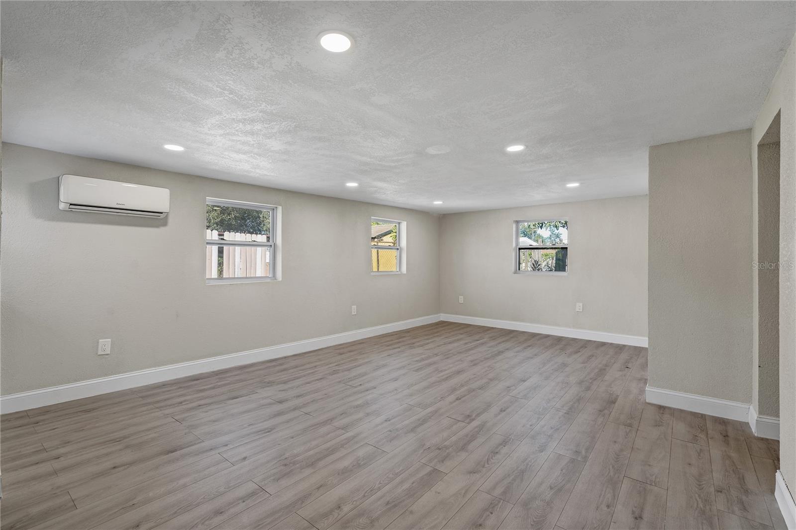 5210 S 84TH ST, TAMPA, FL — photo 26