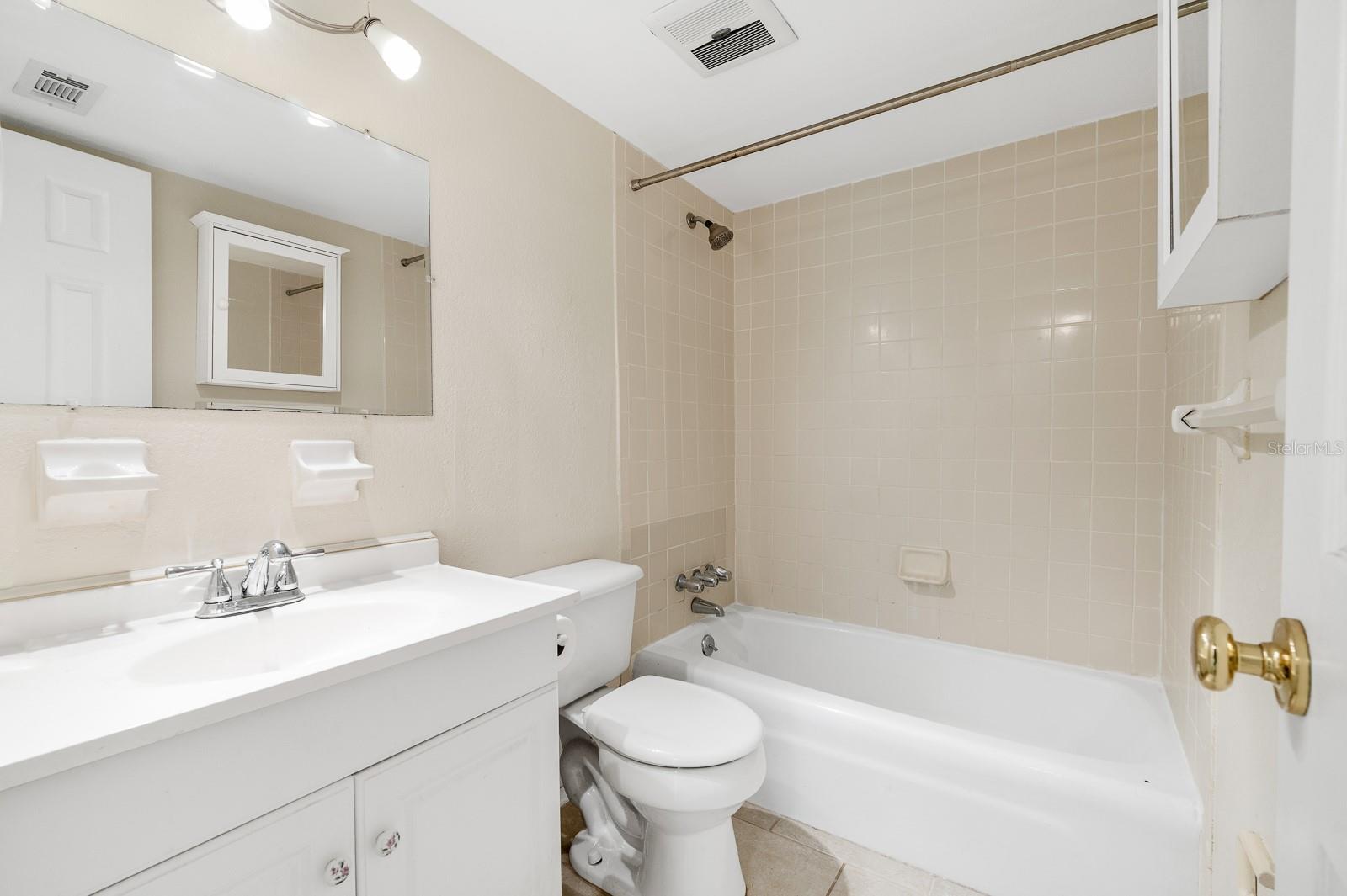 1700 SW 16TH CT #L26, GAINESVILLE, FL — photo 14