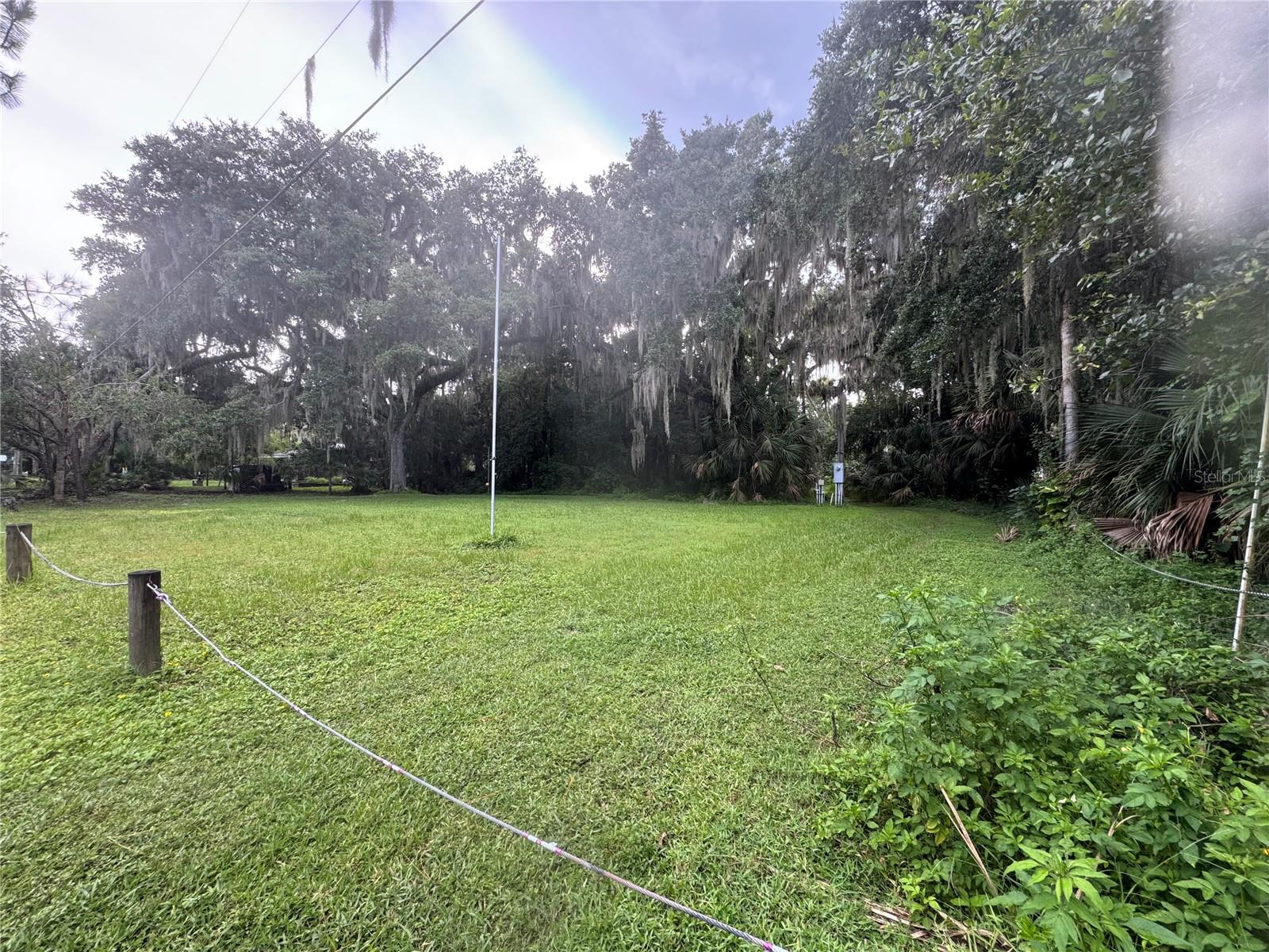 1530 SWAMP LN, GENEVA, FL