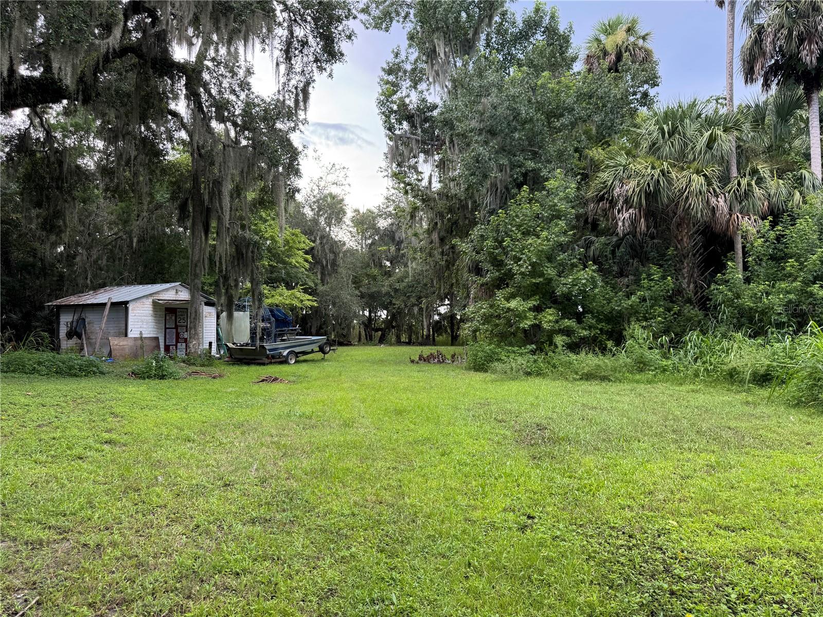 1530 SWAMP LN, GENEVA, FL — photo 6