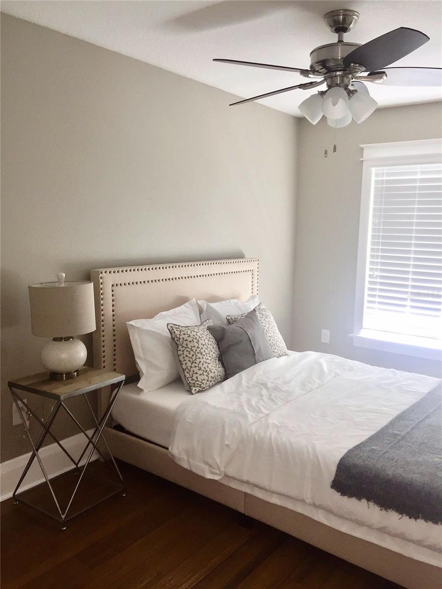 121 W GIDDENS AVE, TAMPA, FL — photo 17