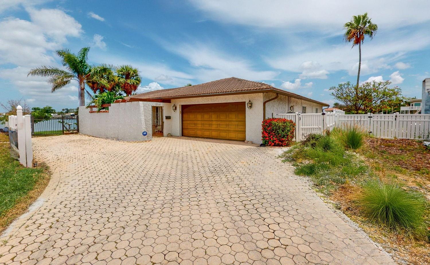 5960 BAHAMA WAY N, ST PETE BEACH, FL