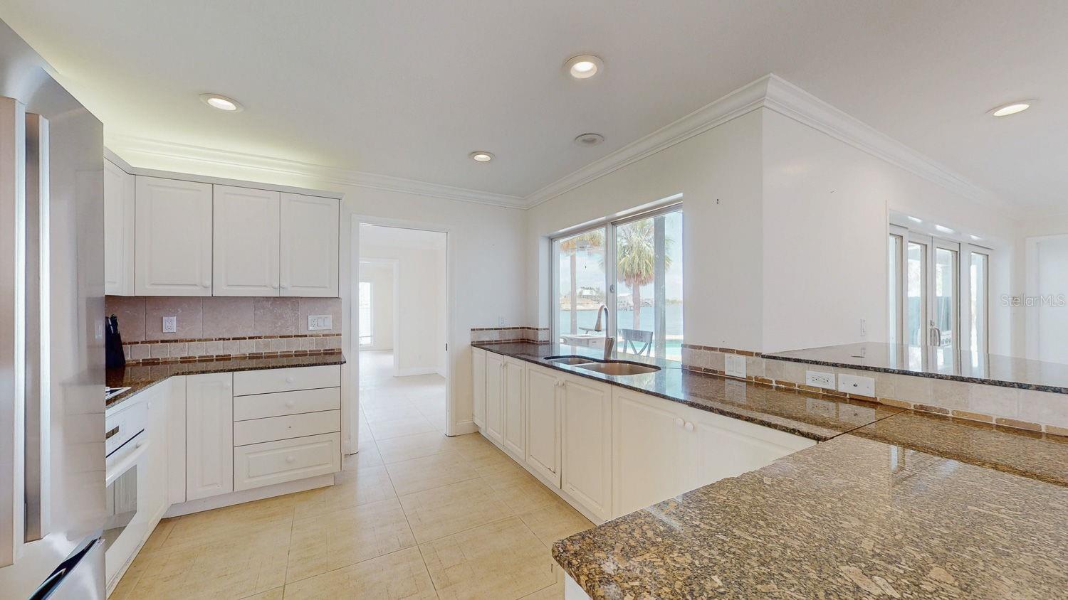 5960 BAHAMA WAY N, ST PETE BEACH, FL — photo 29