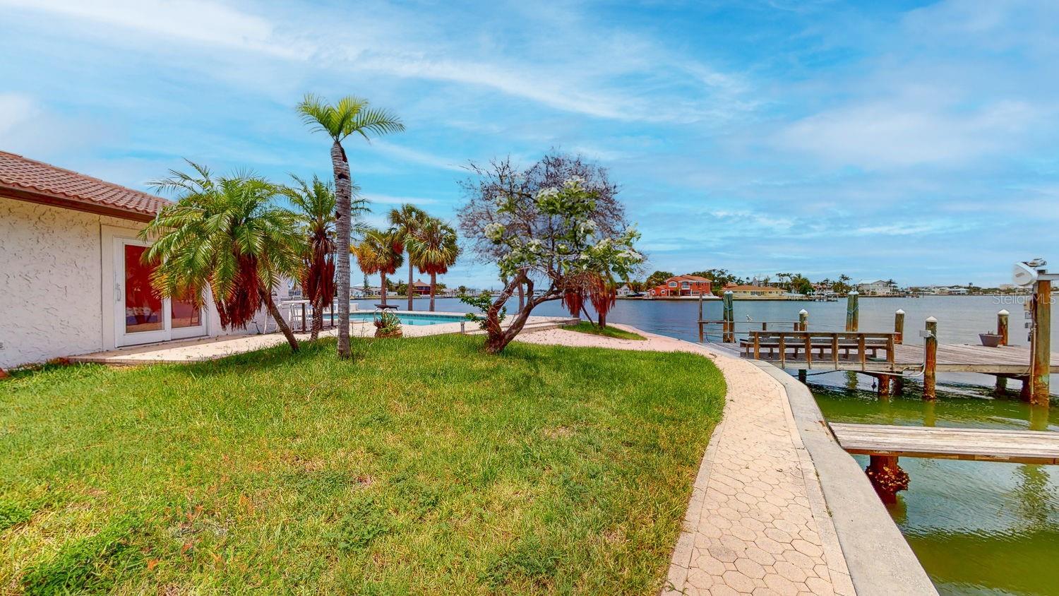 5960 BAHAMA WAY N, ST PETE BEACH, FL — photo 16