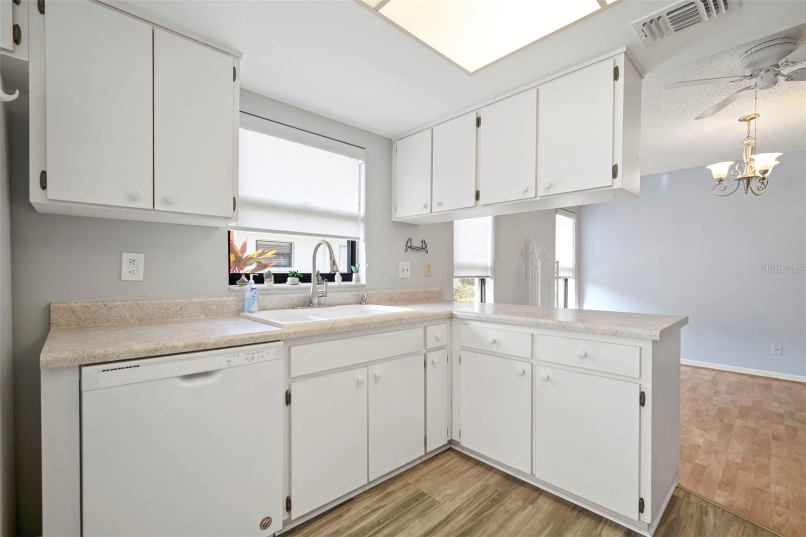 1609 LAUGHTON PL, SUN CITY CENTER, FL — photo 20