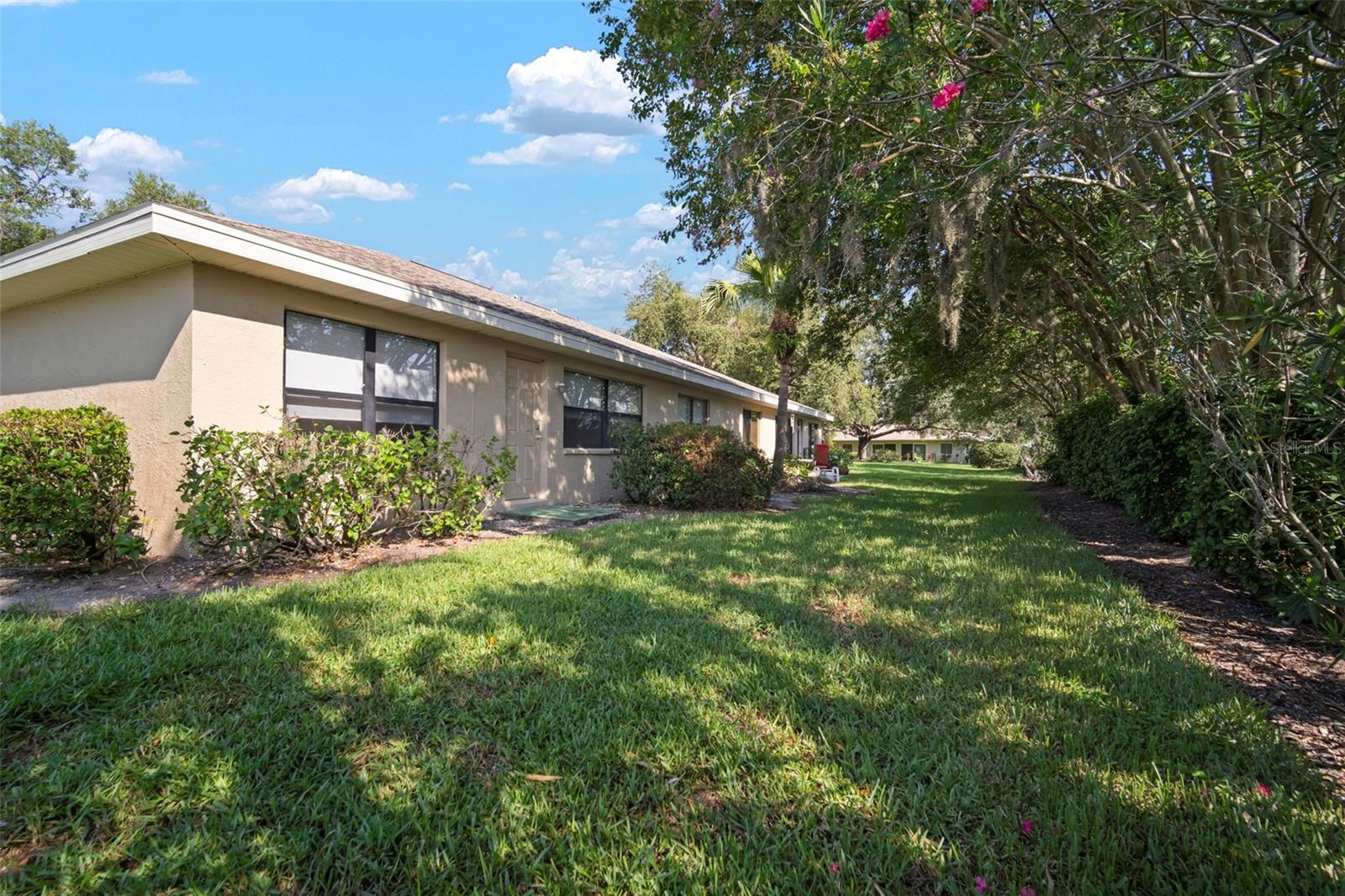 1609 LAUGHTON PL, SUN CITY CENTER, FL — photo 31