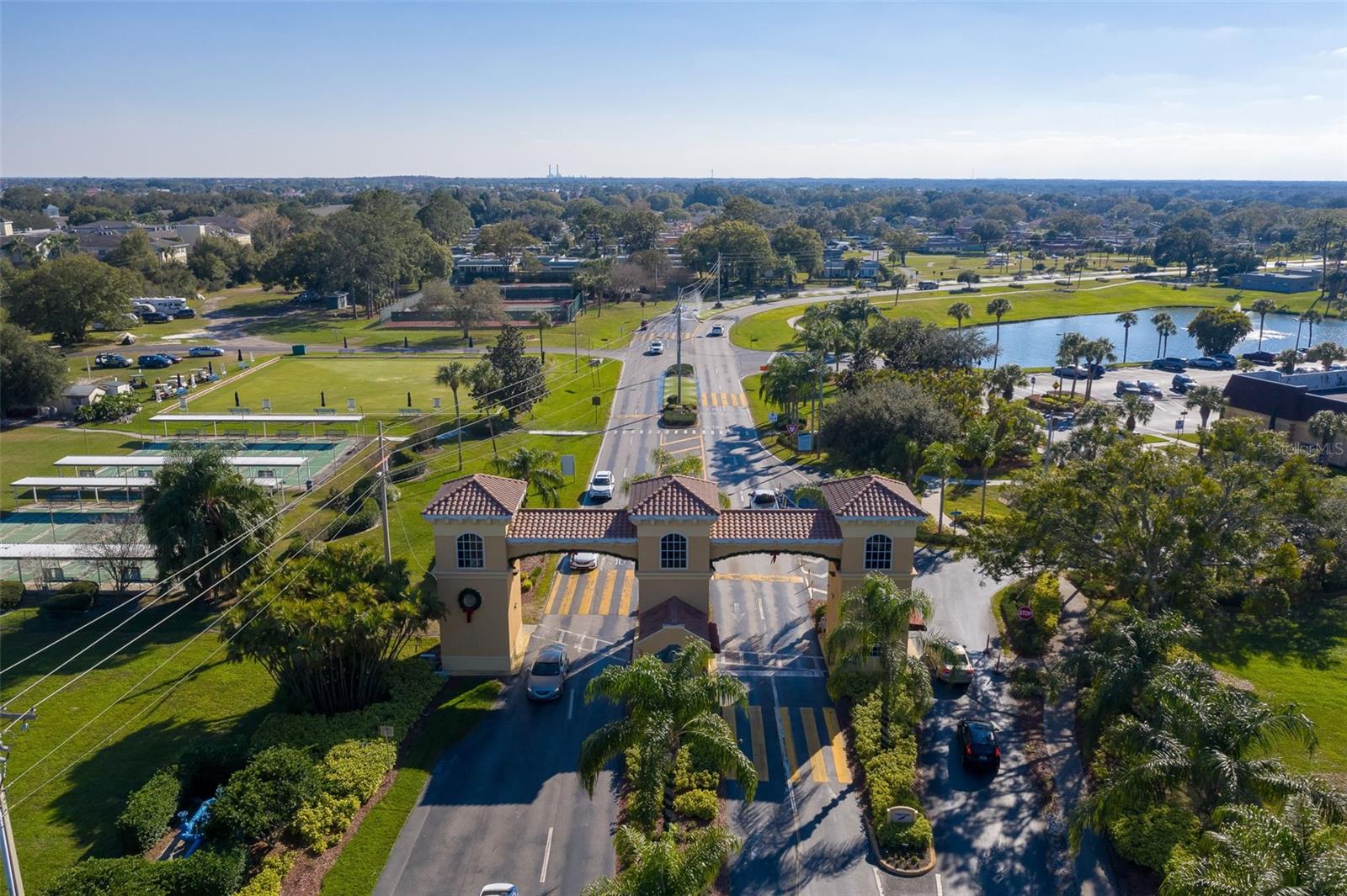1609 LAUGHTON PL, SUN CITY CENTER, FL — photo 2