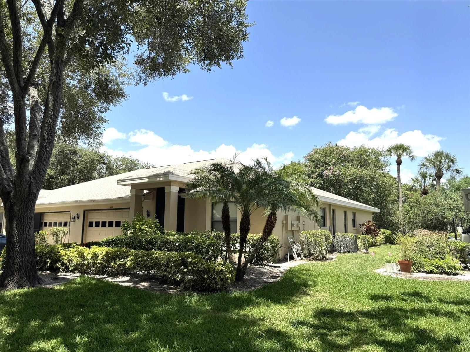 1609 LAUGHTON PL, SUN CITY CENTER, FL
