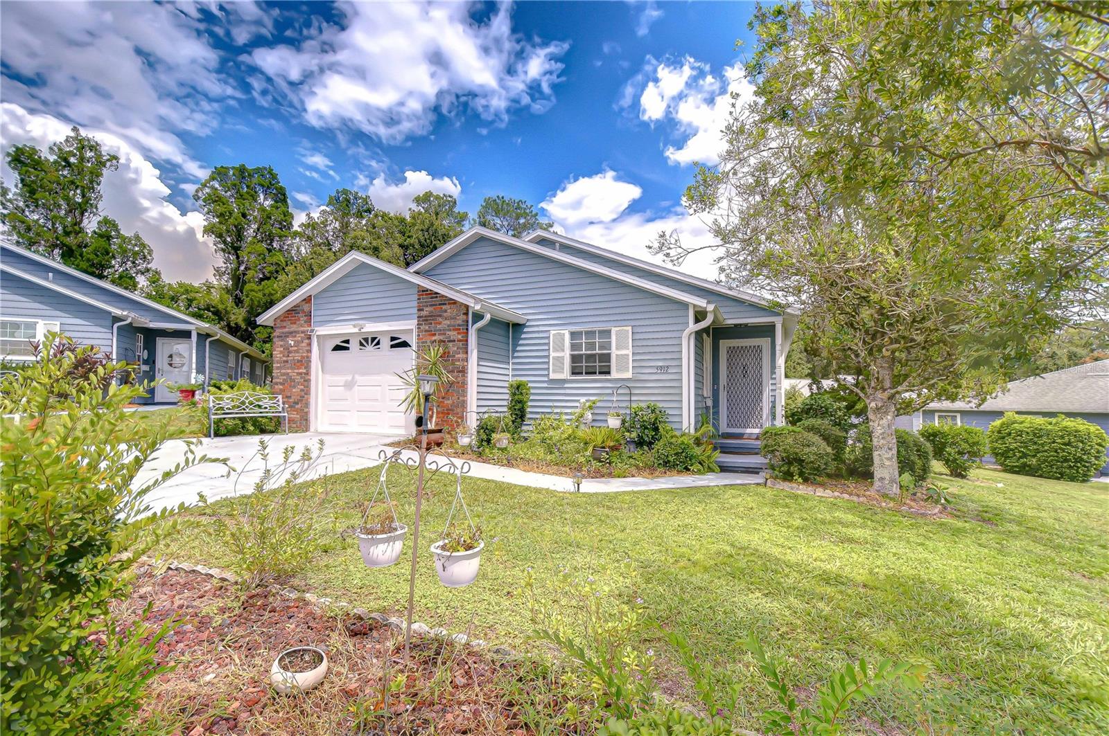 5912 NEWBERRY CT, ZEPHYRHILLS, FL — photo 2