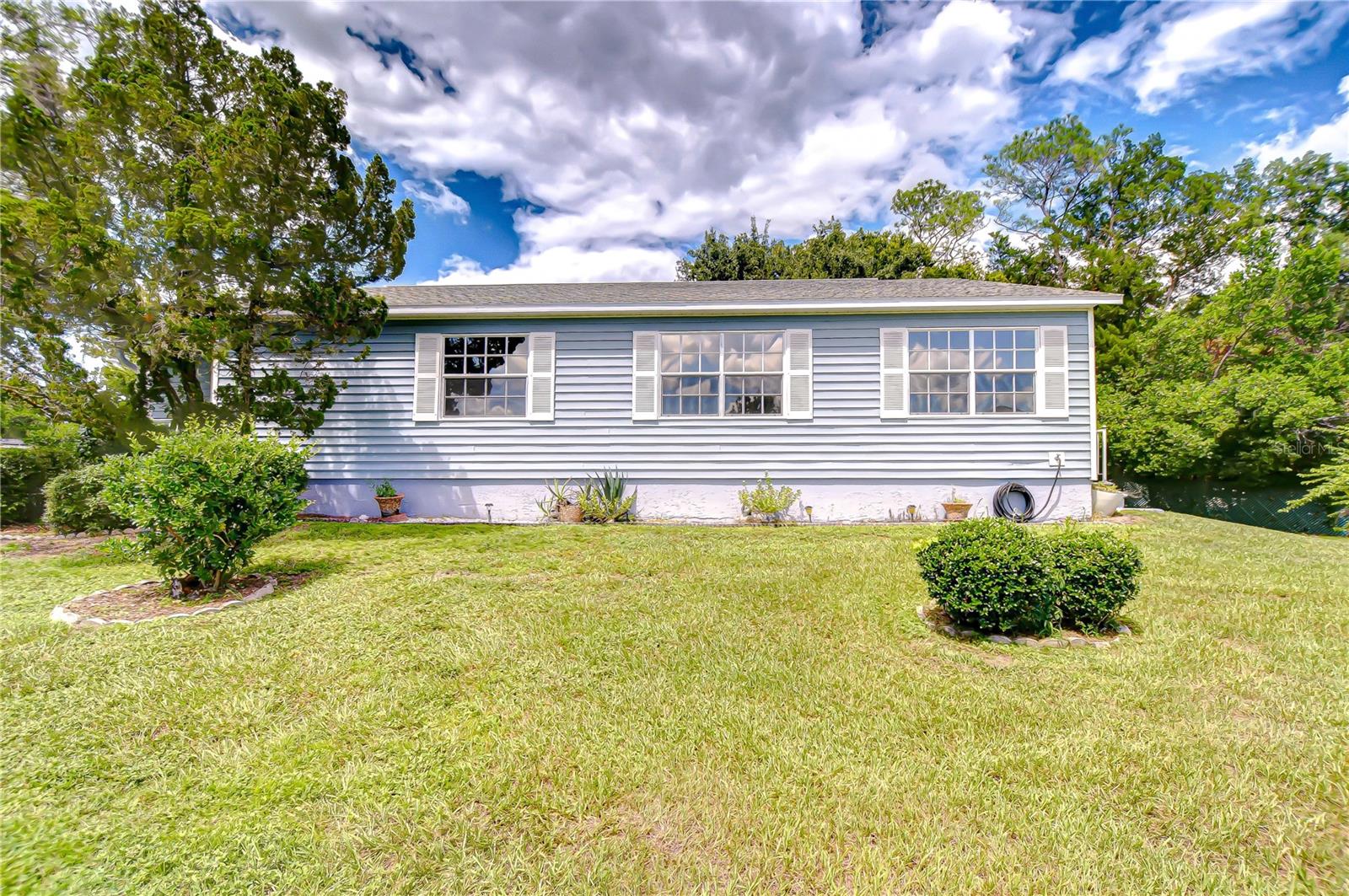 5912 NEWBERRY CT, ZEPHYRHILLS, FL — photo 5