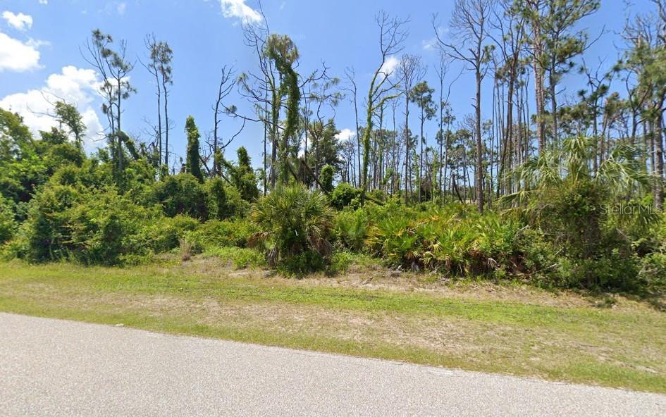 9081 AVALON AVE, ENGLEWOOD, FL — photo 5