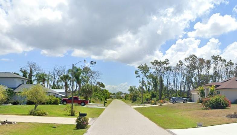 9081 AVALON AVE, ENGLEWOOD, FL — photo 6
