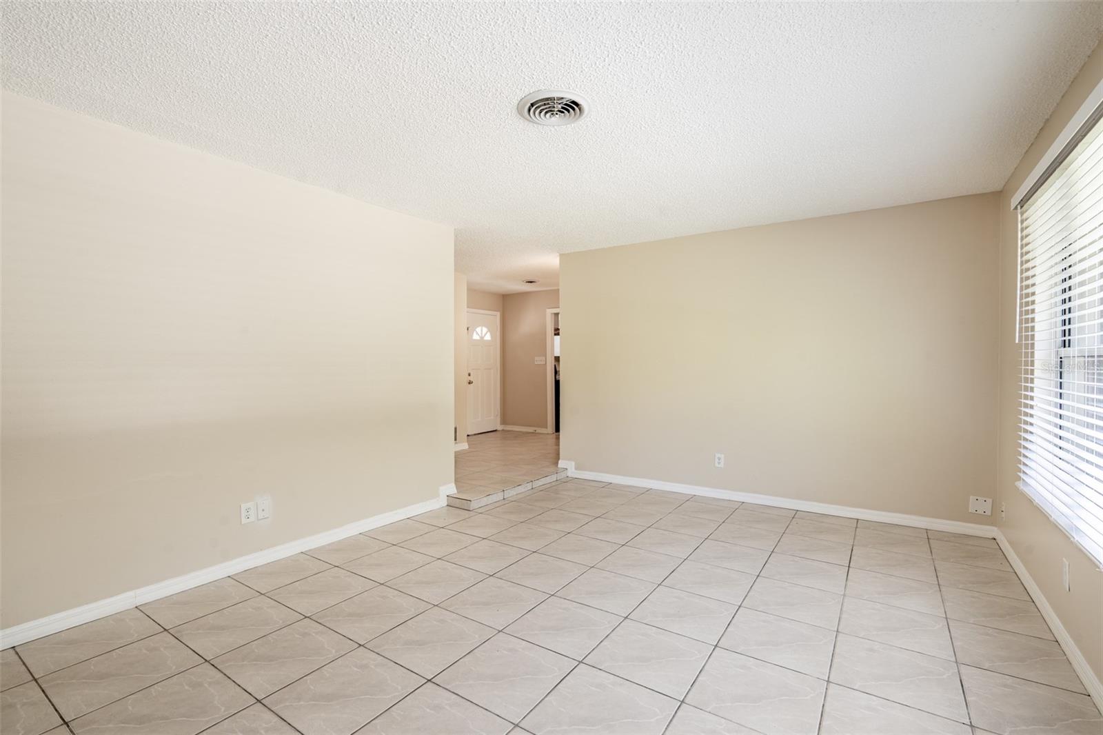 806 HIGHLAND DR, ALTAMONTE SPRINGS, FL — photo 4