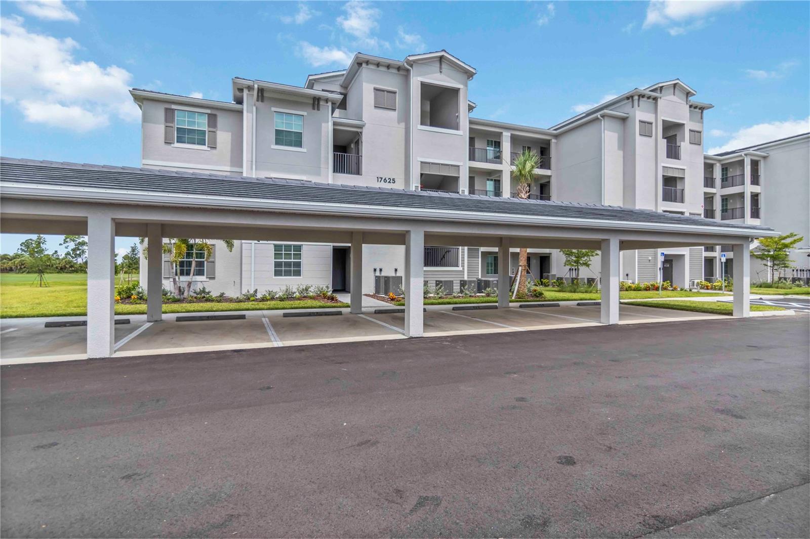17625 OPAL SAND DR #302, VENICE, FL — photo 2