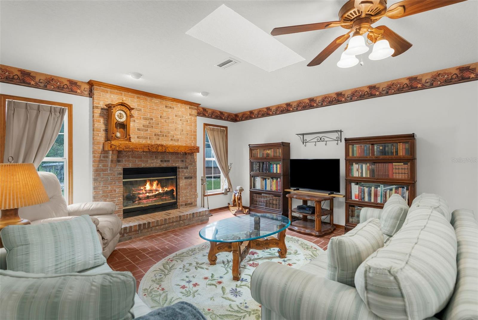 17131 DALBERG DR, SPRING HILL, FL — photo 9