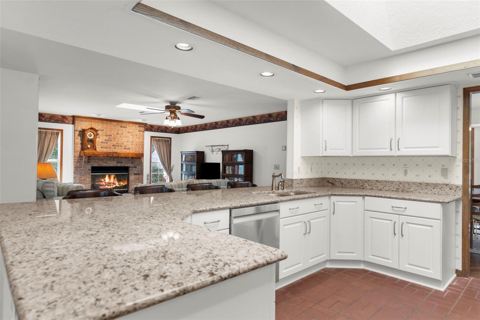 17131 DALBERG DR, SPRING HILL, FL — photo 15