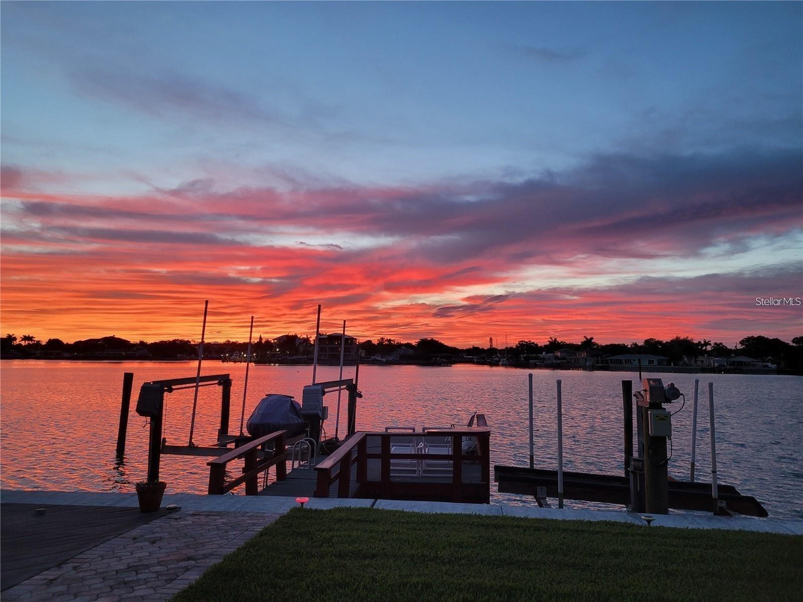 512 20TH AVE, INDIAN ROCKS BEACH, FL — photo 33