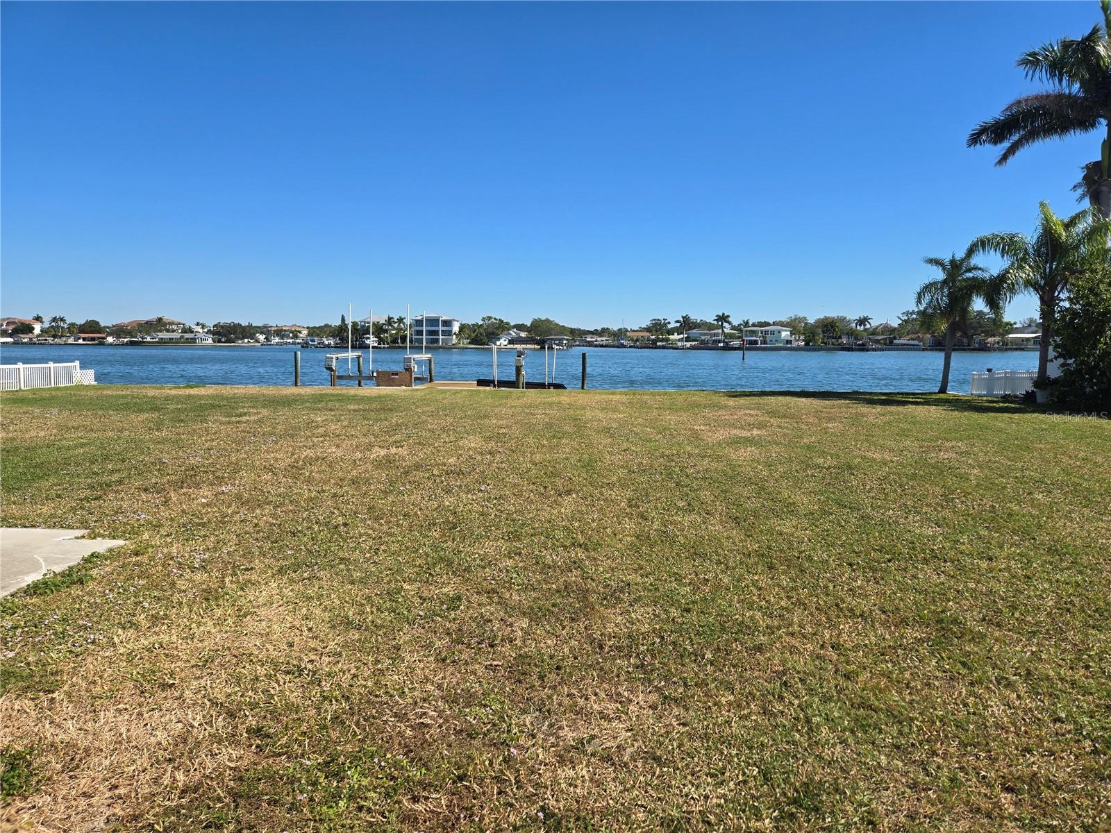 512 20TH AVE, INDIAN ROCKS BEACH, FL — photo 12