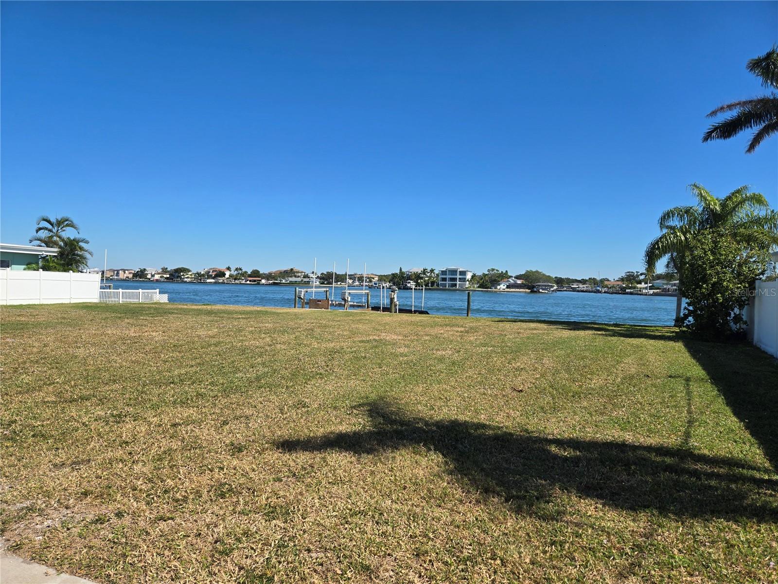 512 20TH AVE, INDIAN ROCKS BEACH, FL — photo 5