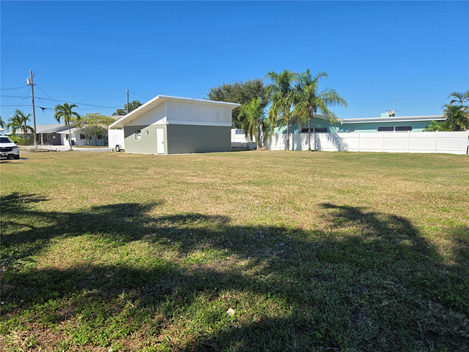 512 20TH AVE, INDIAN ROCKS BEACH, FL — photo 19
