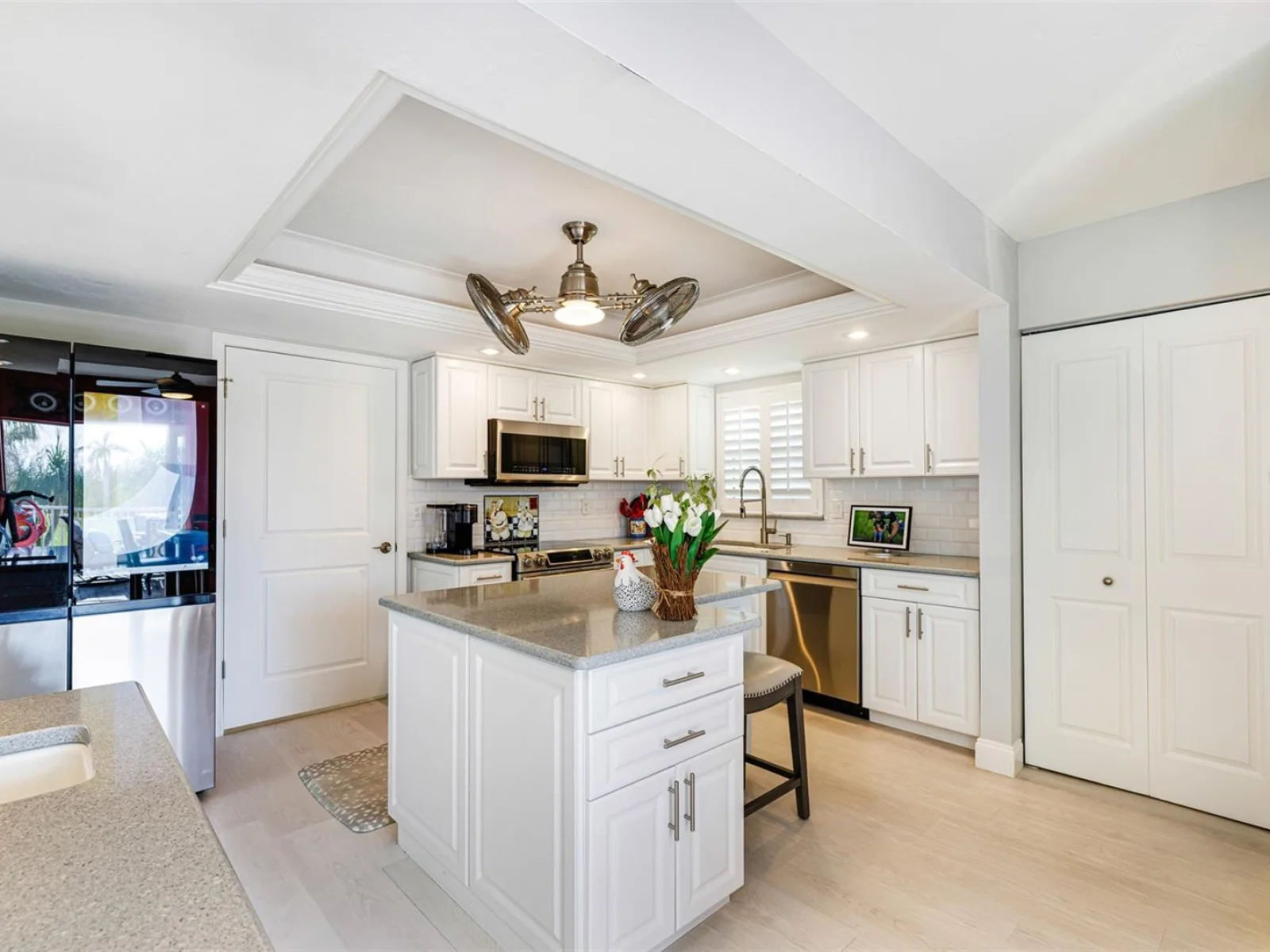 2372 CHERIMOYA LN, ST JAMES CITY, FL — photo 11