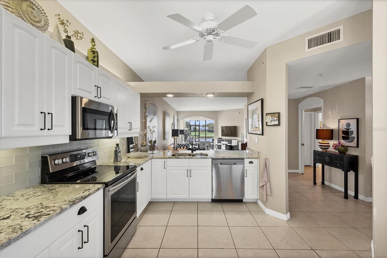 119 WOODBRIDGE DR #102, VENICE, FL — photo 10