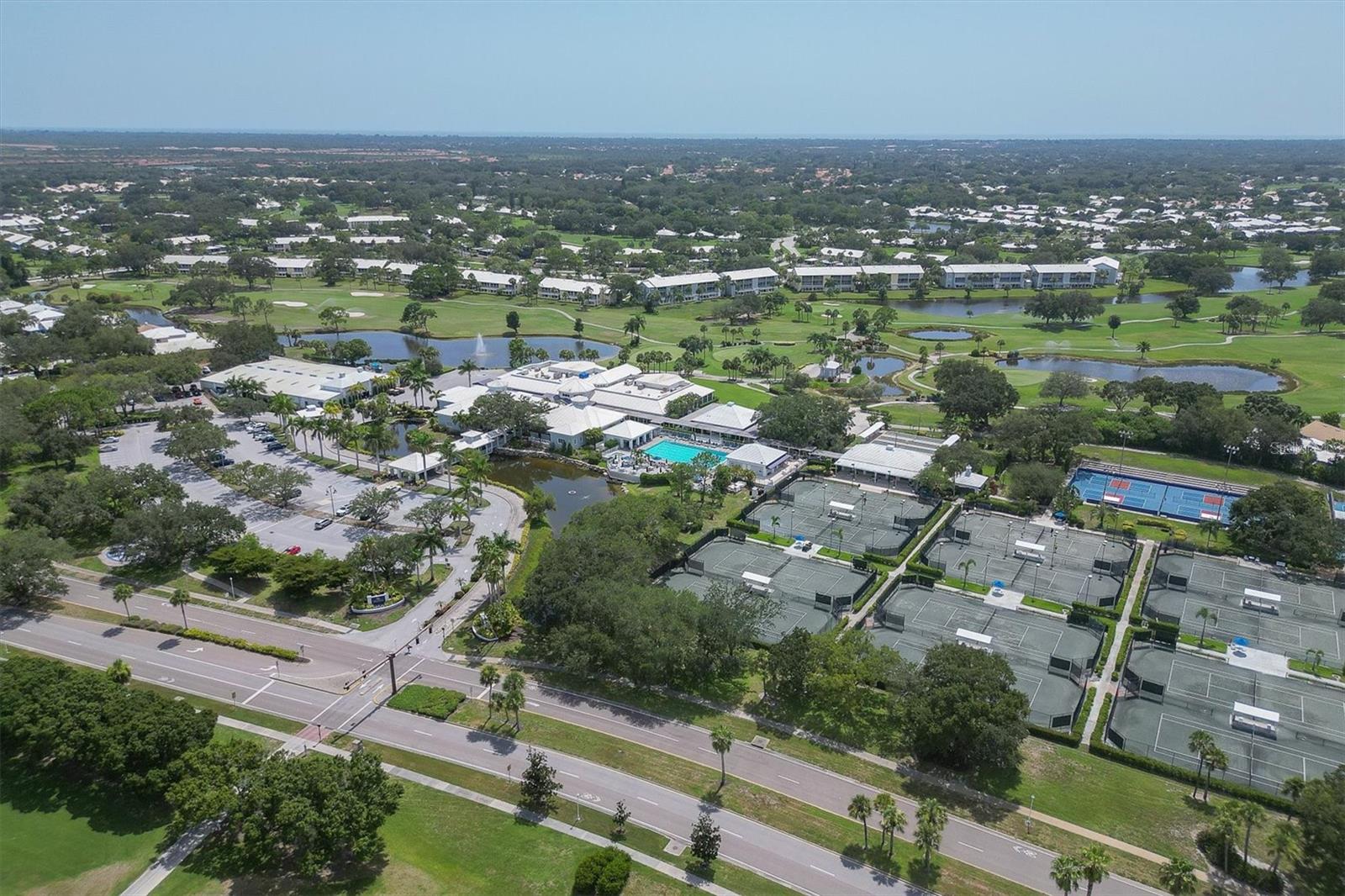 119 WOODBRIDGE DR #102, VENICE, FL — photo 33