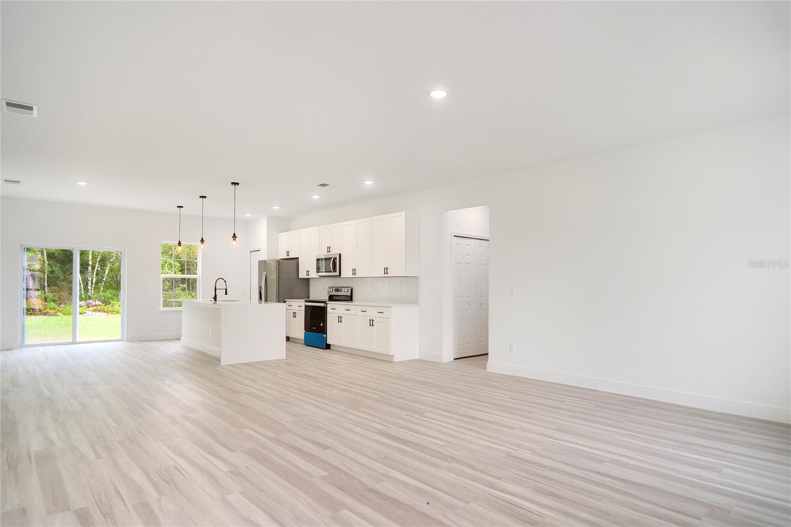 417 MARION OAKS LN, OCALA, FL — photo 4