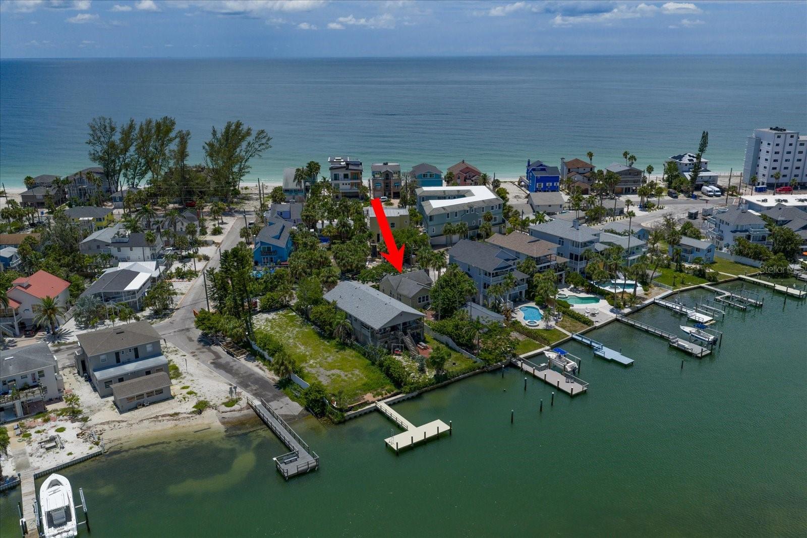 8405 BAYSHORE DR, TREASURE ISLAND, FL — photo 11