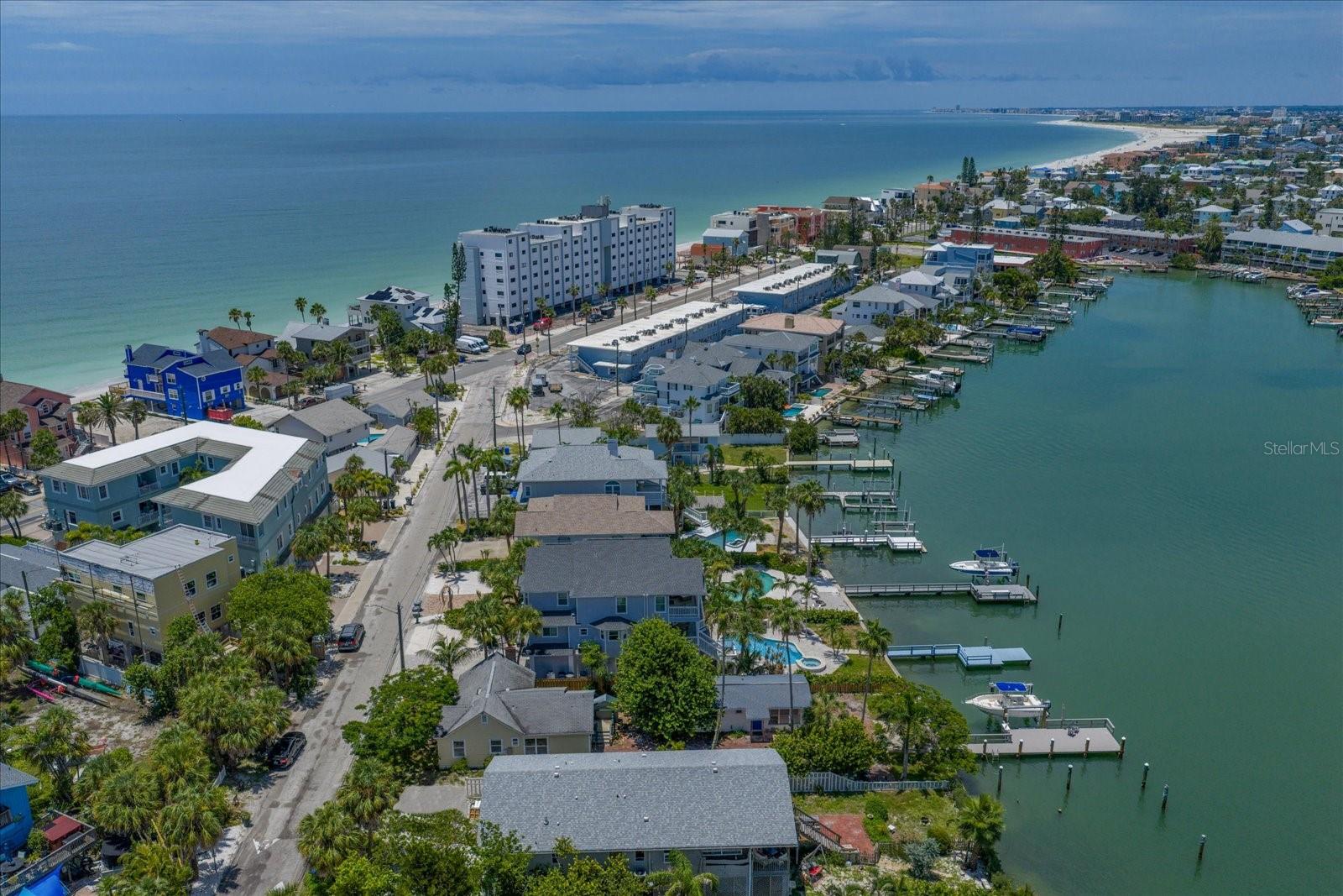 8405 BAYSHORE DR, TREASURE ISLAND, FL — photo 43