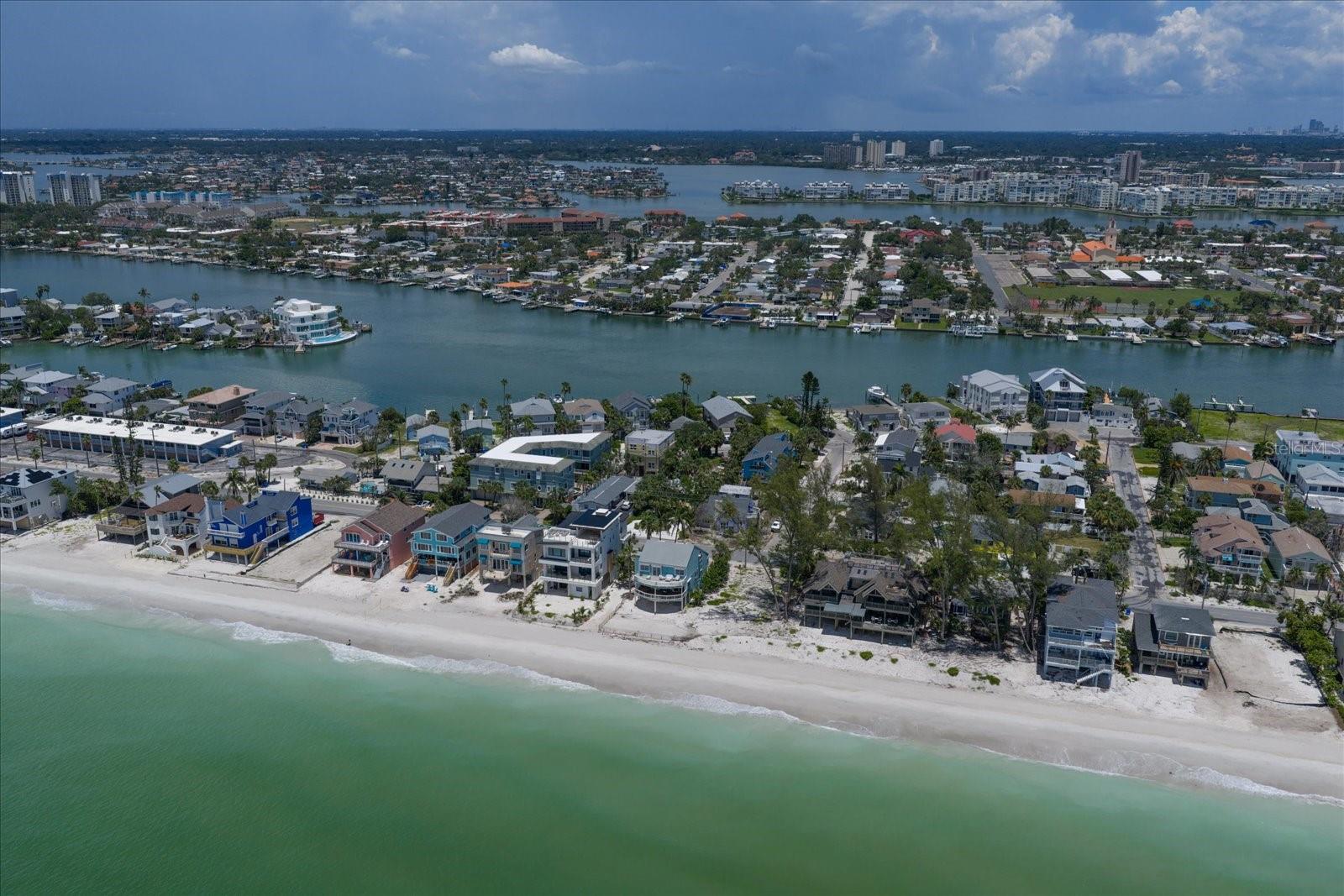 8405 BAYSHORE DR, TREASURE ISLAND, FL — photo 46