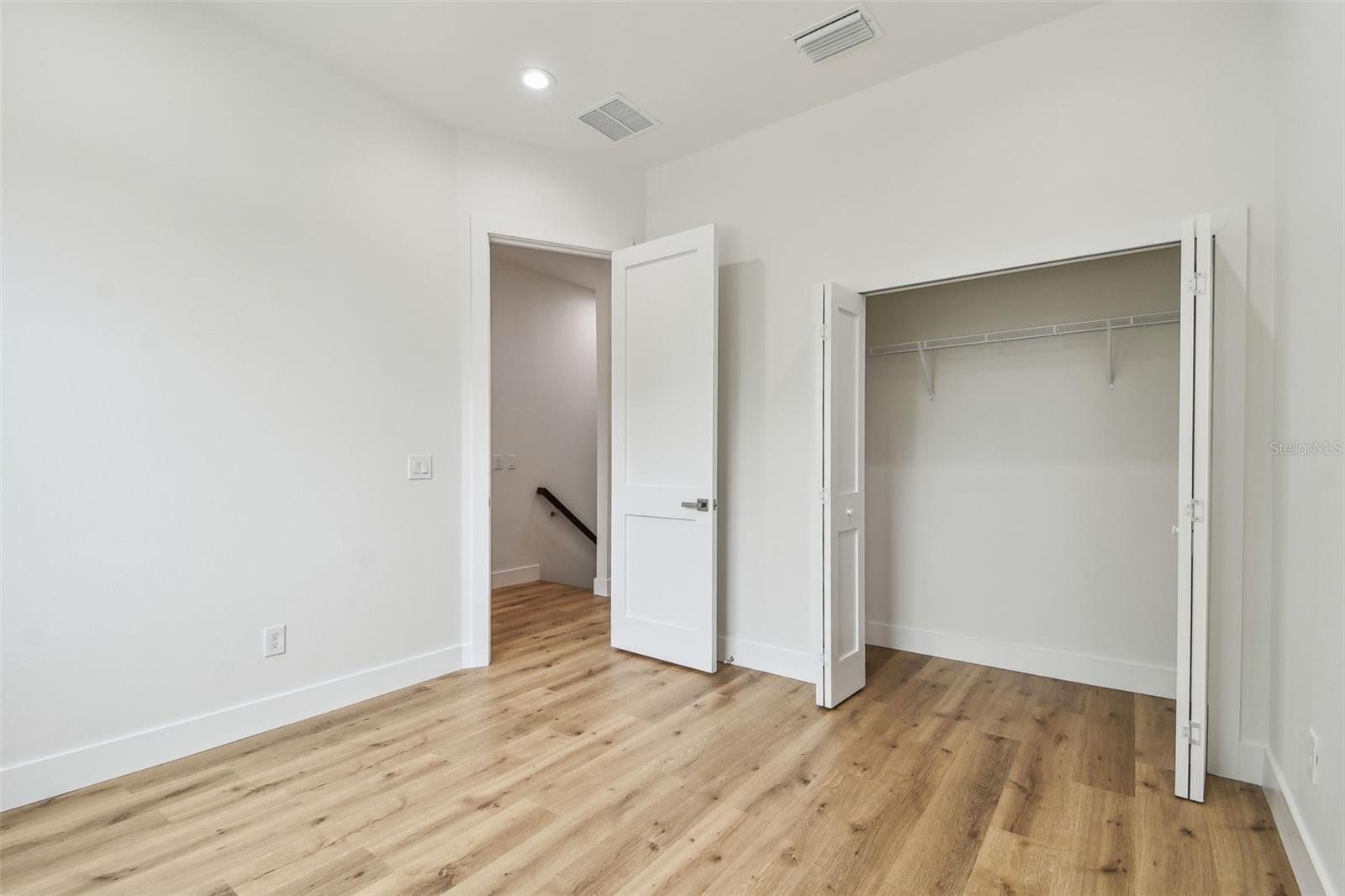 3455 17TH AVE S, ST PETERSBURG, FL — photo 23
