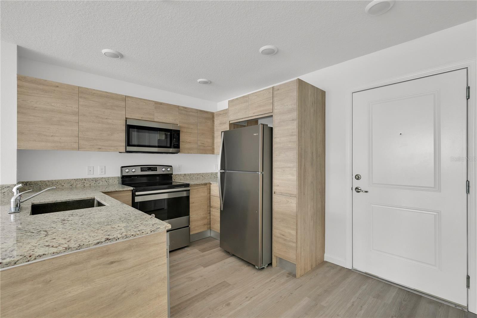 1230 SOUTHSTATION PL #105, ORLANDO, FL — photo 2