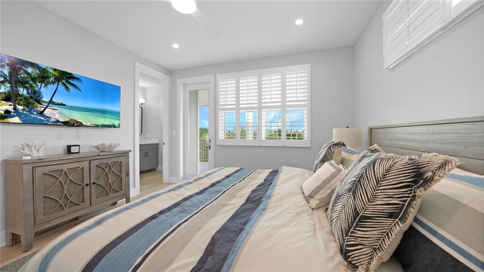 111 4TH ST S, BRADENTON BEACH, FL — photo 9