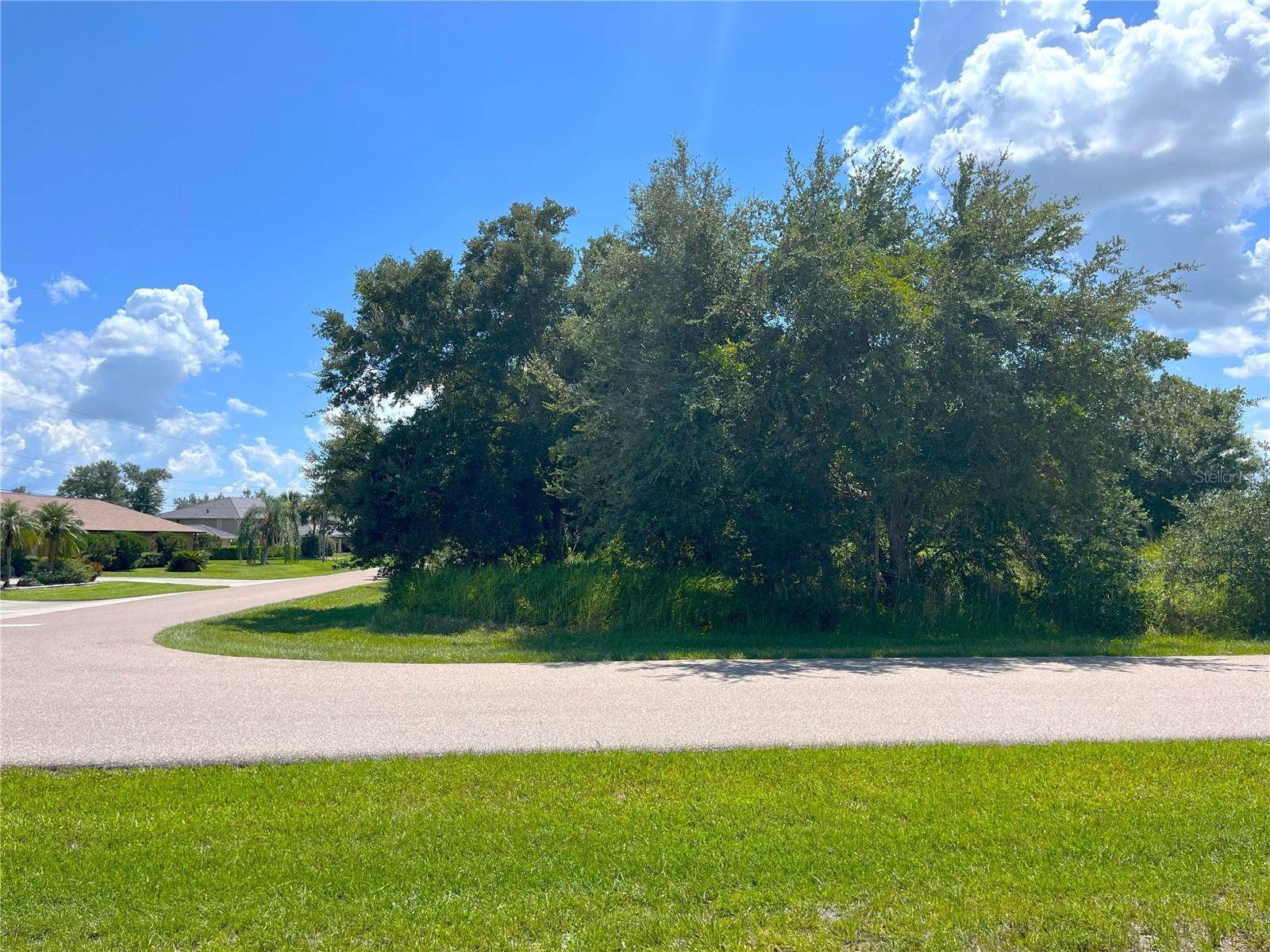 1394 SAXONY CIR, PUNTA GORDA, FL — photo 9