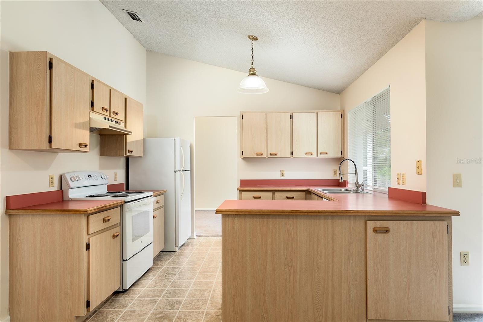 1694 APRIL AVE, DELTONA, FL — photo 8