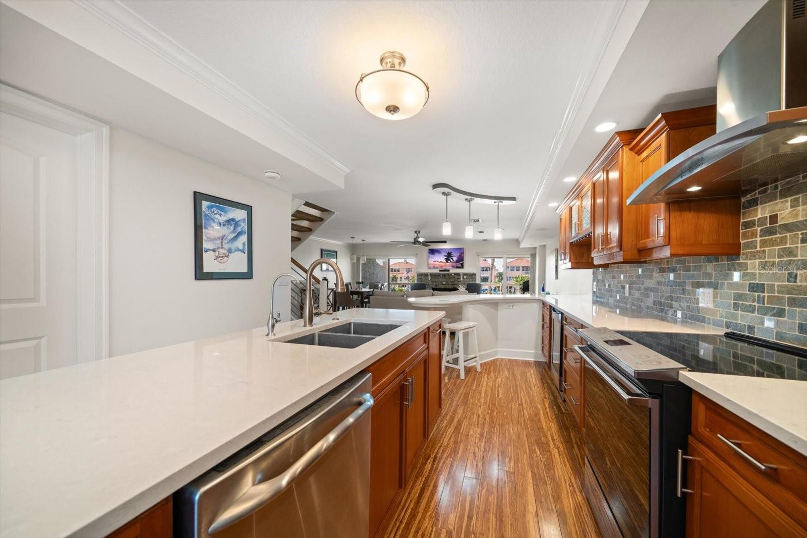 119 MARINA DEL REY CT, CLEARWATER BEACH, FL — photo 19
